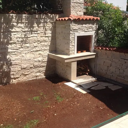 Provance Apartman *