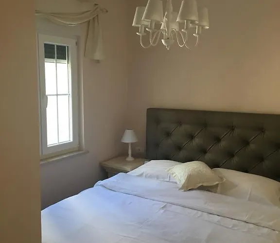 Provance Apartment *